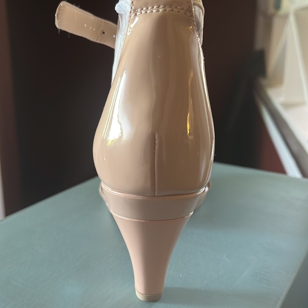 Pashion Sandal size 8 Stiletto Sand Color exchangeable Heel. New! Flats to Heels - Picture 6 of 7